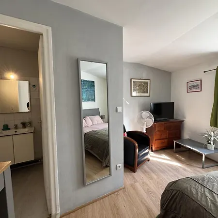 Flat Apartment